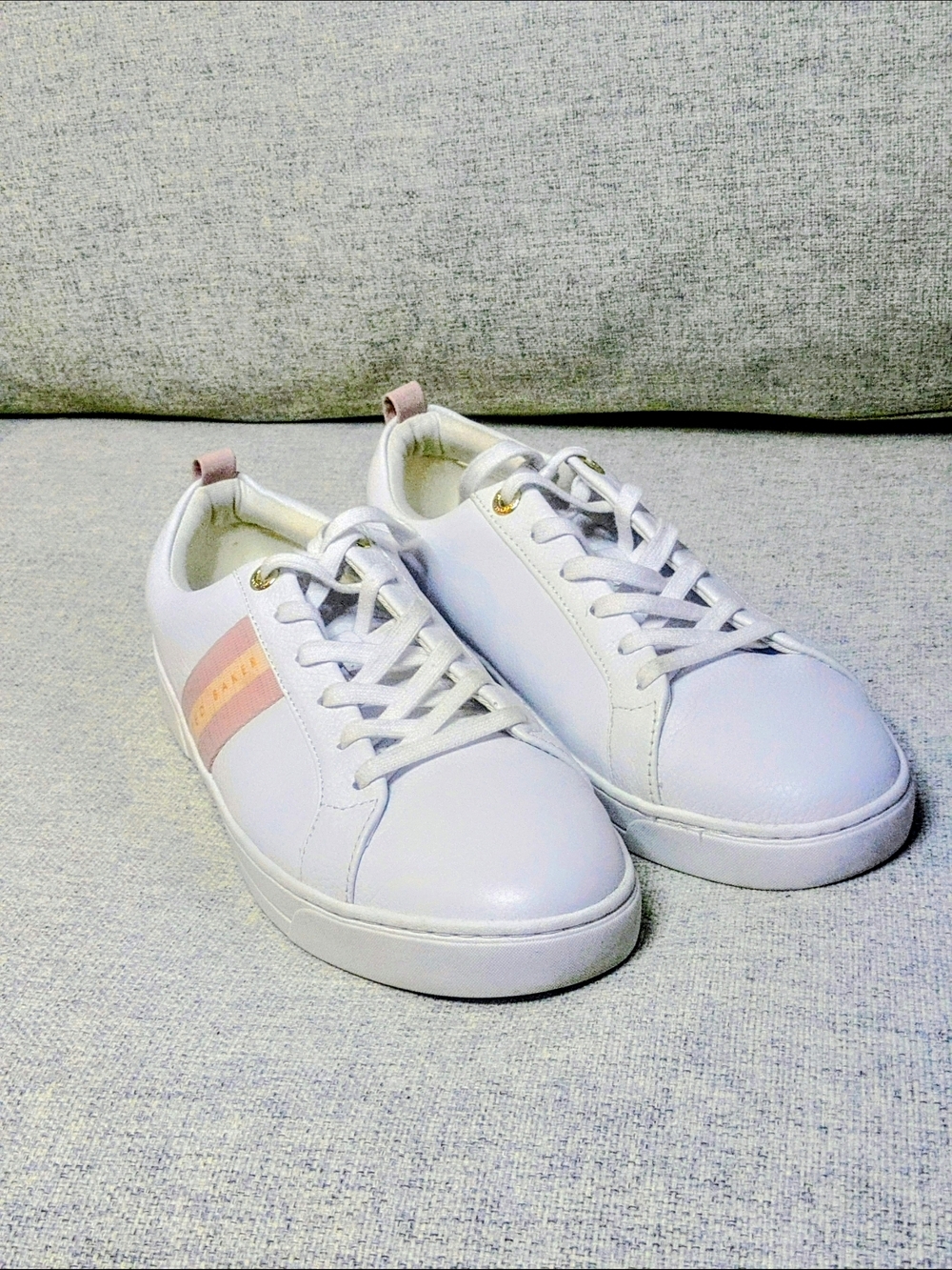 Ted Baker White Sneakers Size 11 | Pink Stripe | Lace Up | Worn Once